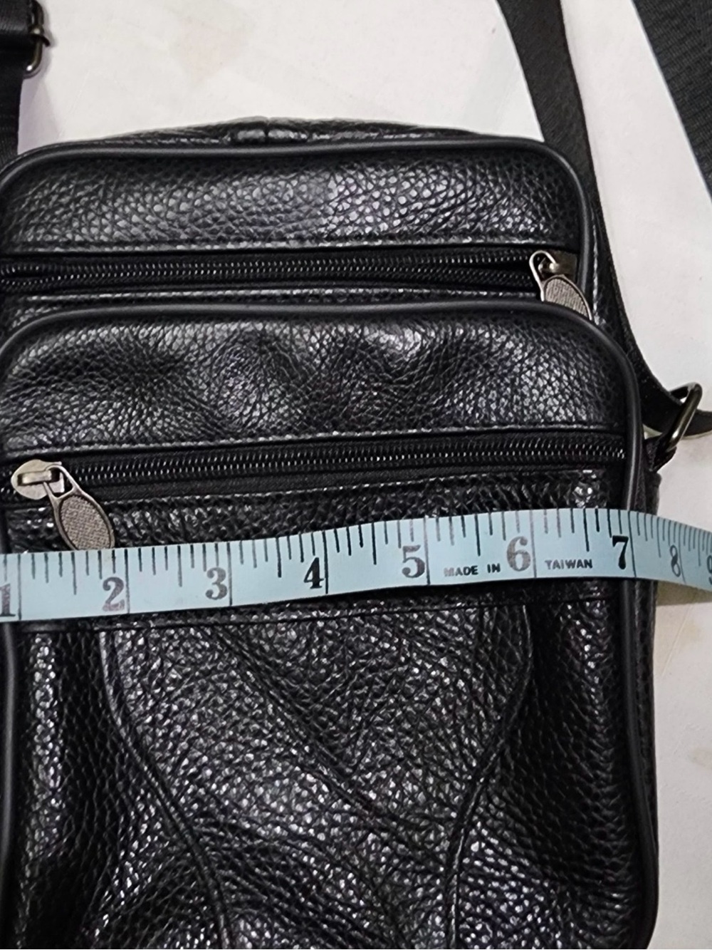 Men's Black Leather Crossbody Pouch - Classic Travel Organizer - Picture 6 of 8